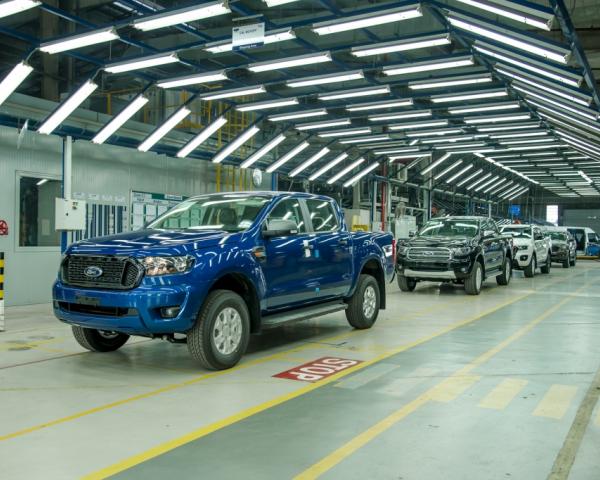 CHÍNH THỨC giảm 50% lệ phí trước bạ đối với ô tô sản xuất, lắp ráp trong nước