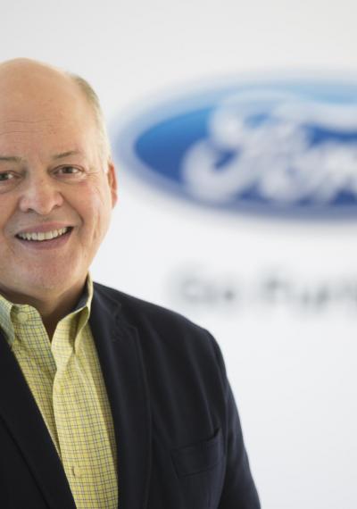 Ford đổi tướng: CEO mới từng làm cho Toyota, cống hiến 13 năm cho hãng xe Mỹ